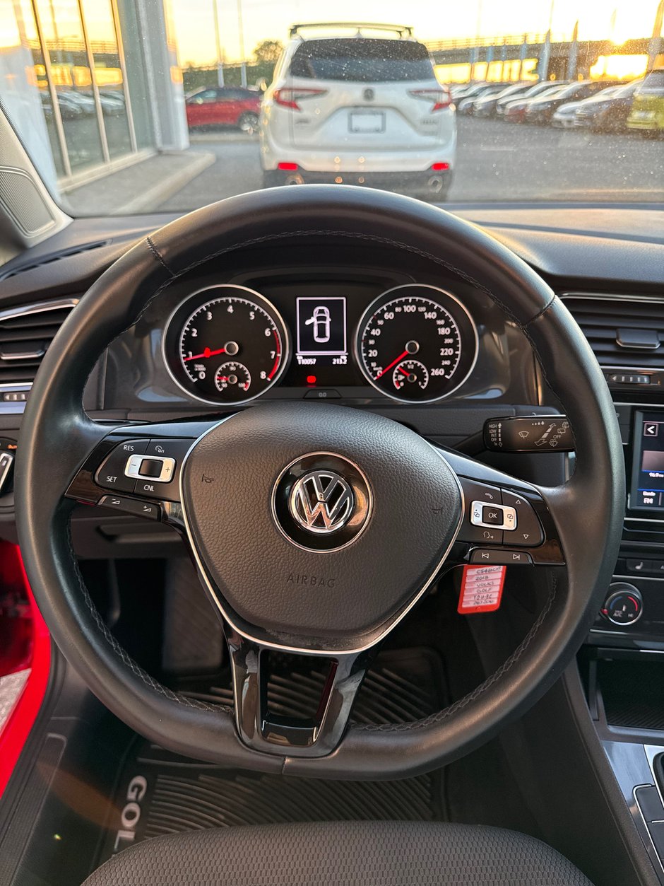 Volkswagen Golf  2018-10