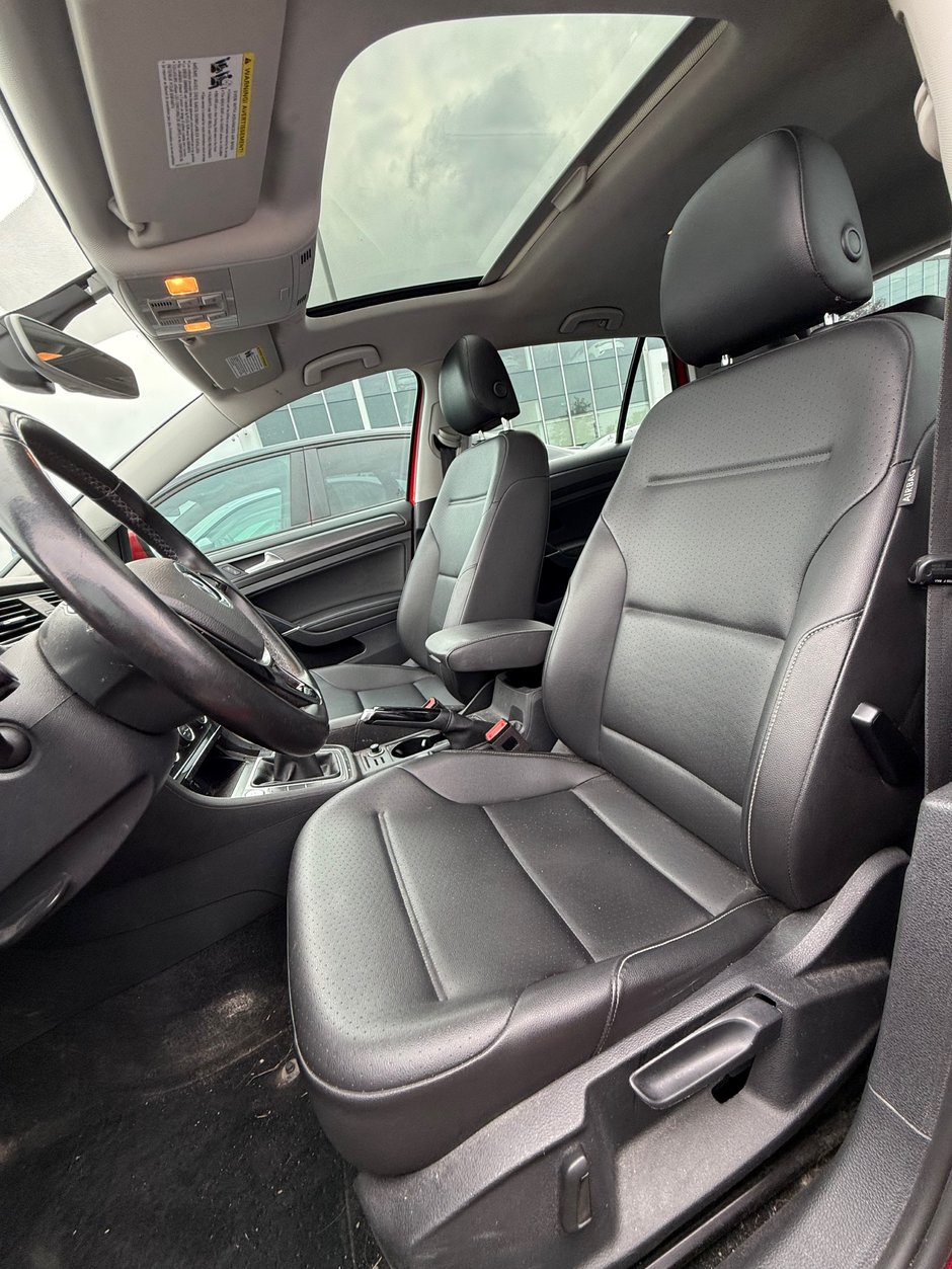 Volkswagen Golf  2019-5