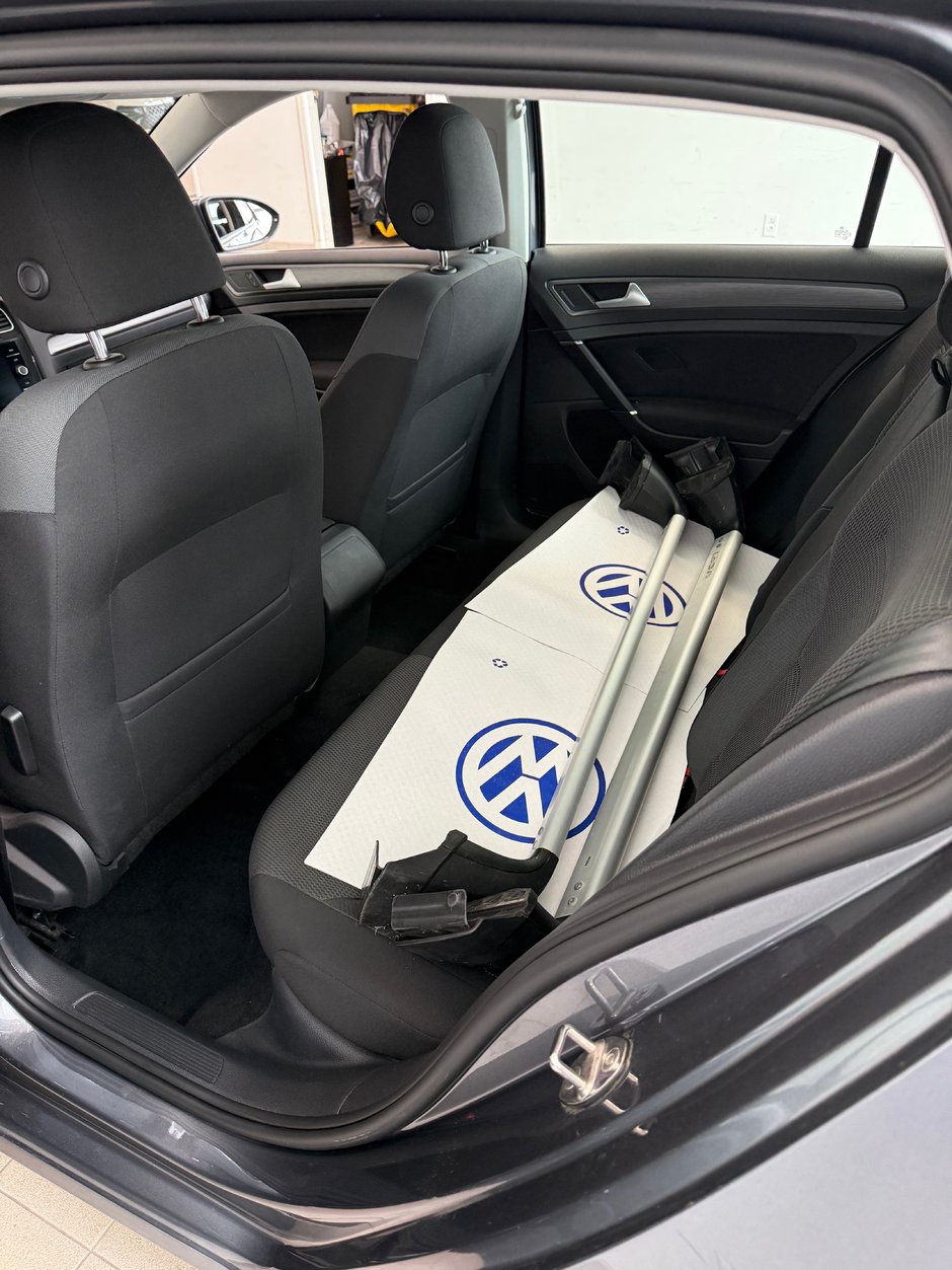 Volkswagen Golf  2021-5