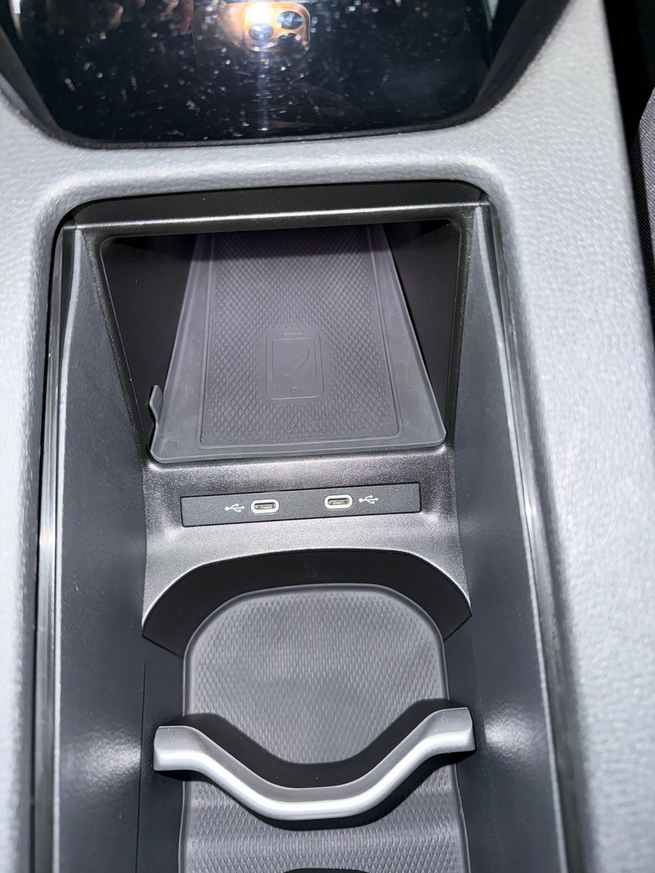 Volkswagen ID.4 Pro 2022-14