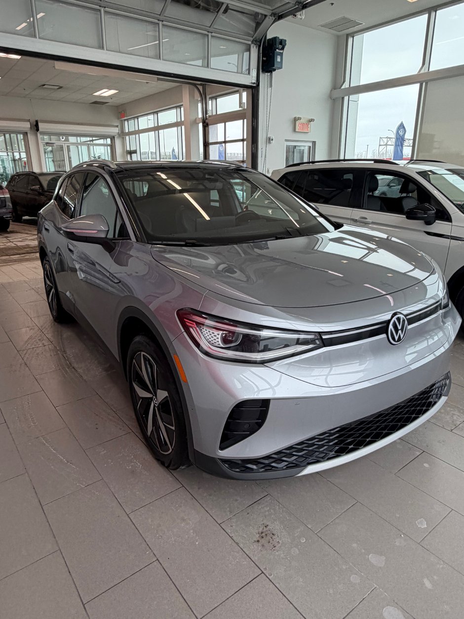 2023 Volkswagen ID.4 Pro-2