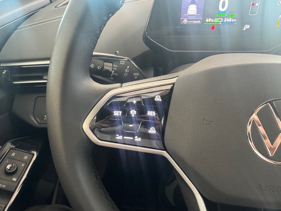 2024 Volkswagen ID.4 Pro awd-17