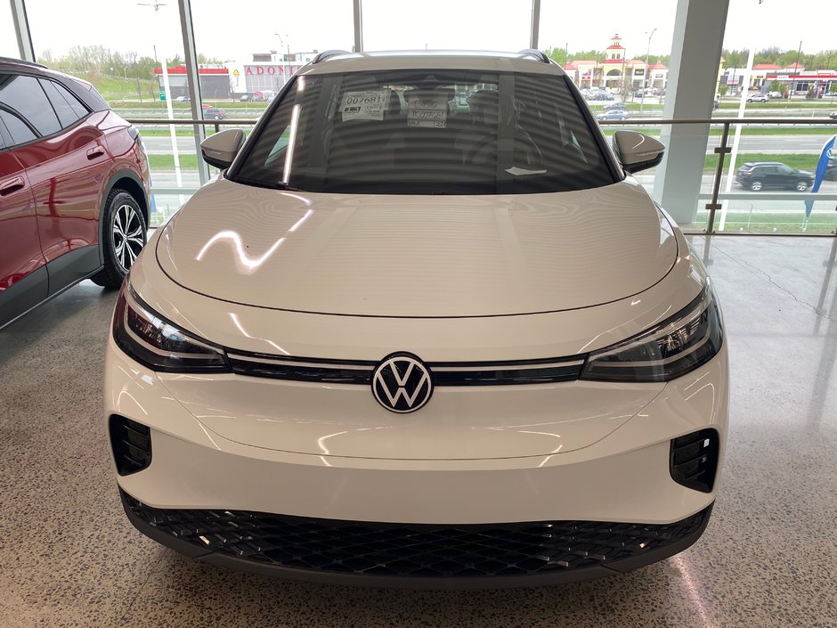 2024 Volkswagen ID.4 Pro-2
