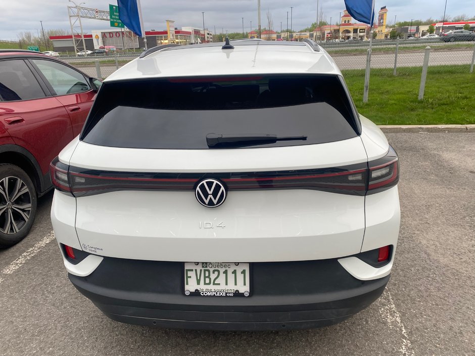 2024 Volkswagen ID.4 Pro-1