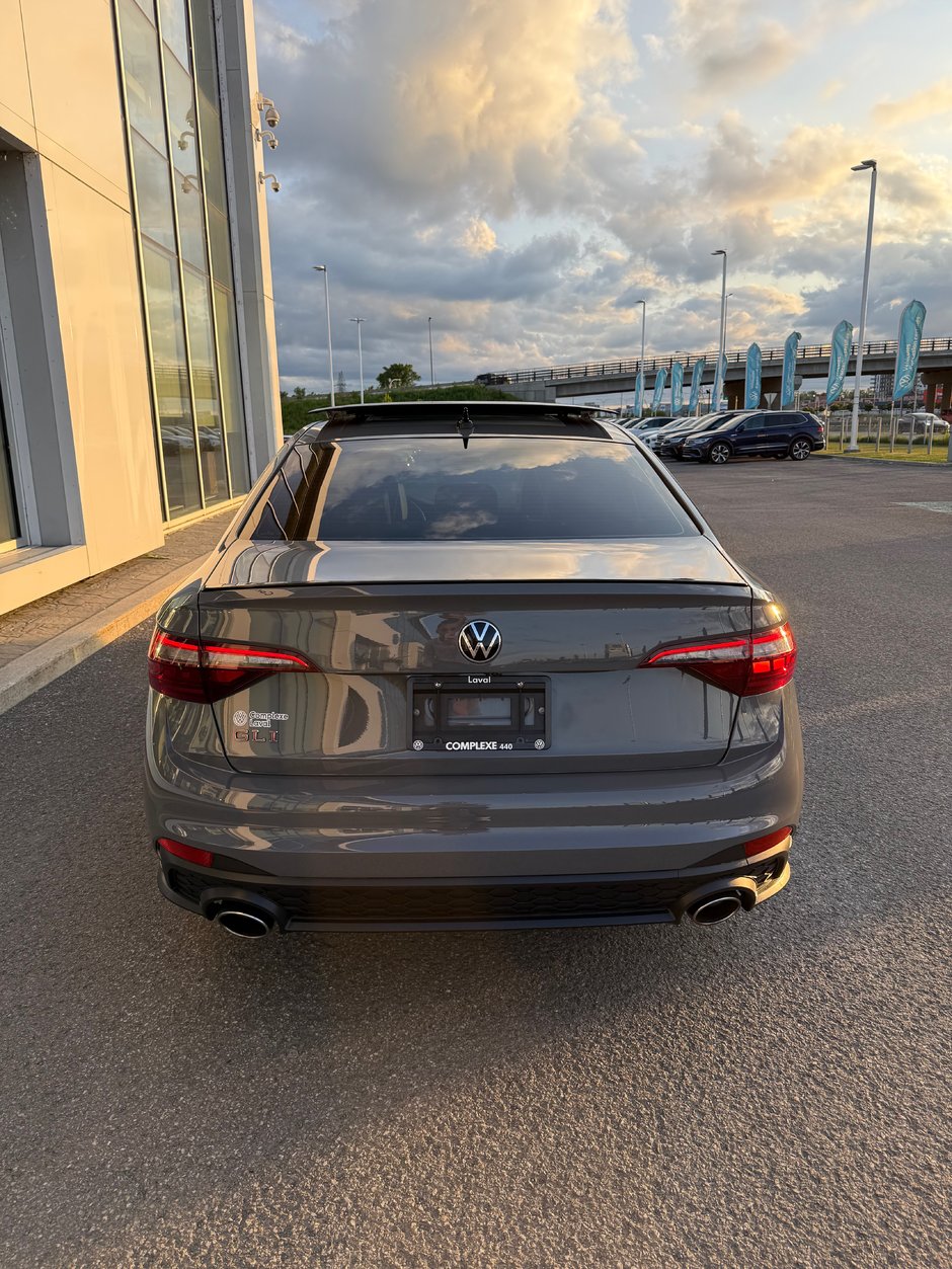Volkswagen Jetta GLI  2023-3