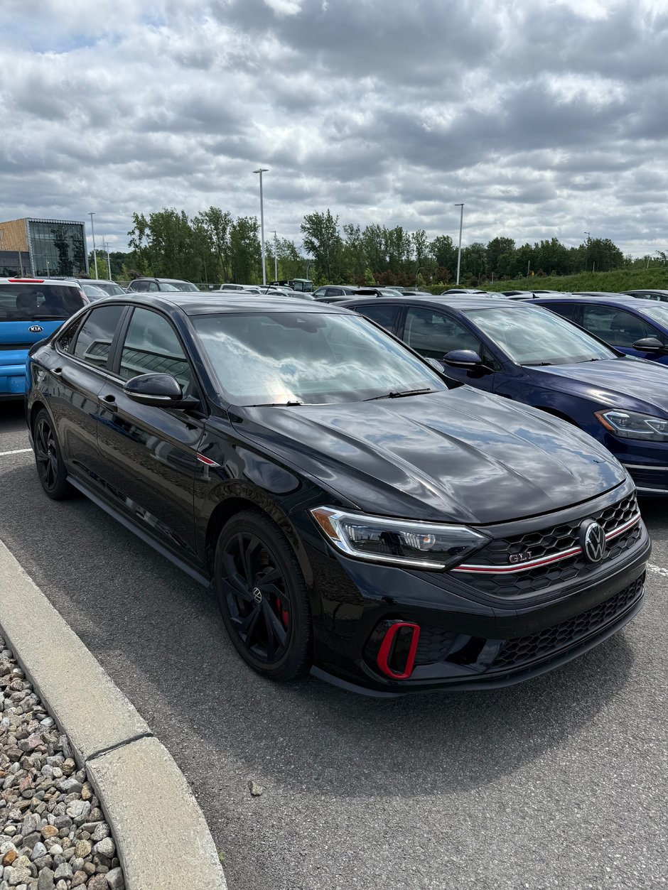 Volkswagen Jetta GLI  2024-2