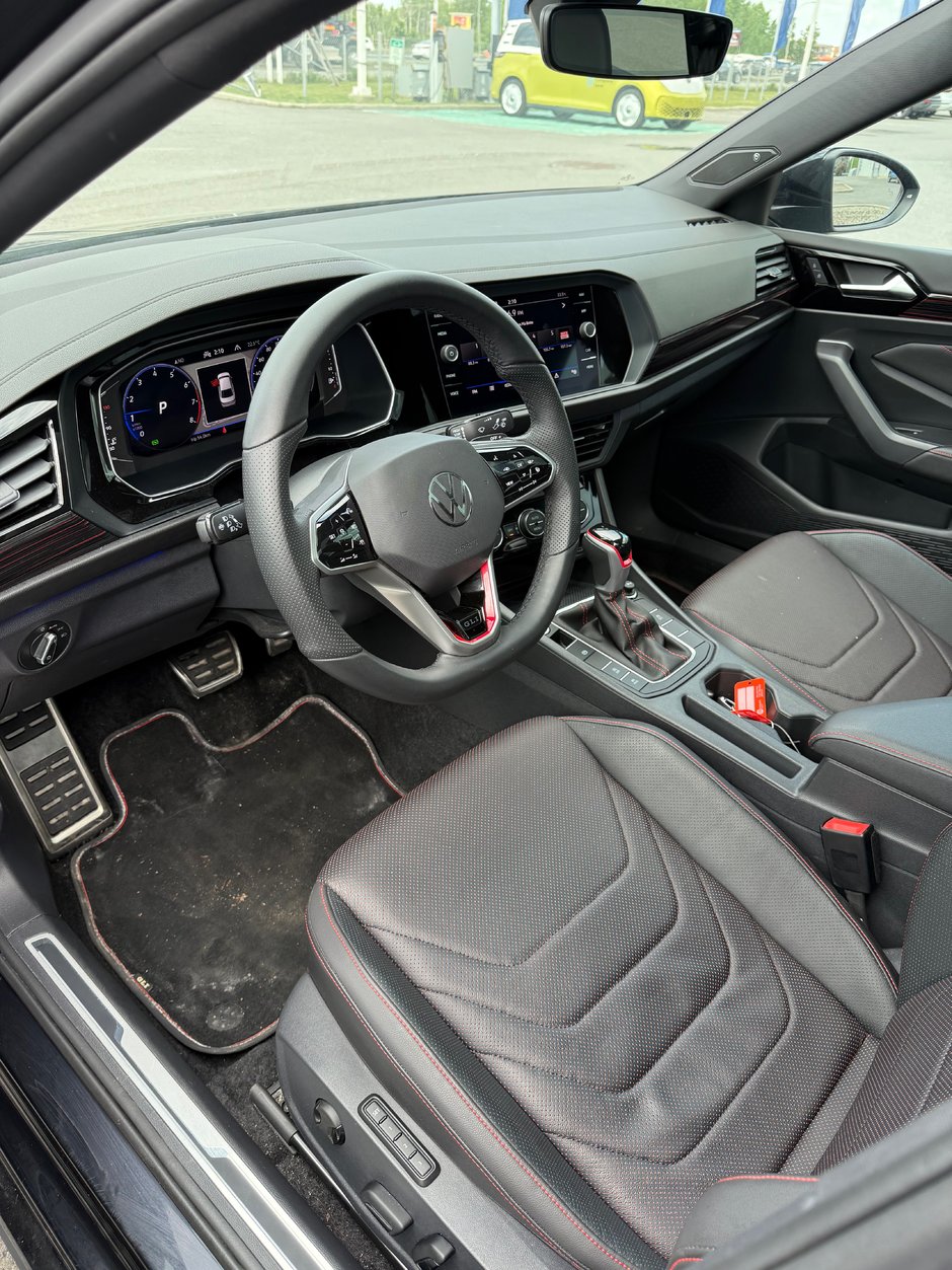 Volkswagen Jetta GLI  2024-6