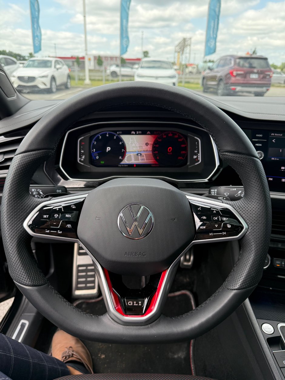 Volkswagen Jetta GLI  2024-9