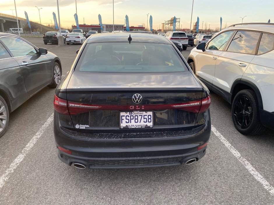 Volkswagen Jetta GLI Autobahn 2025-5