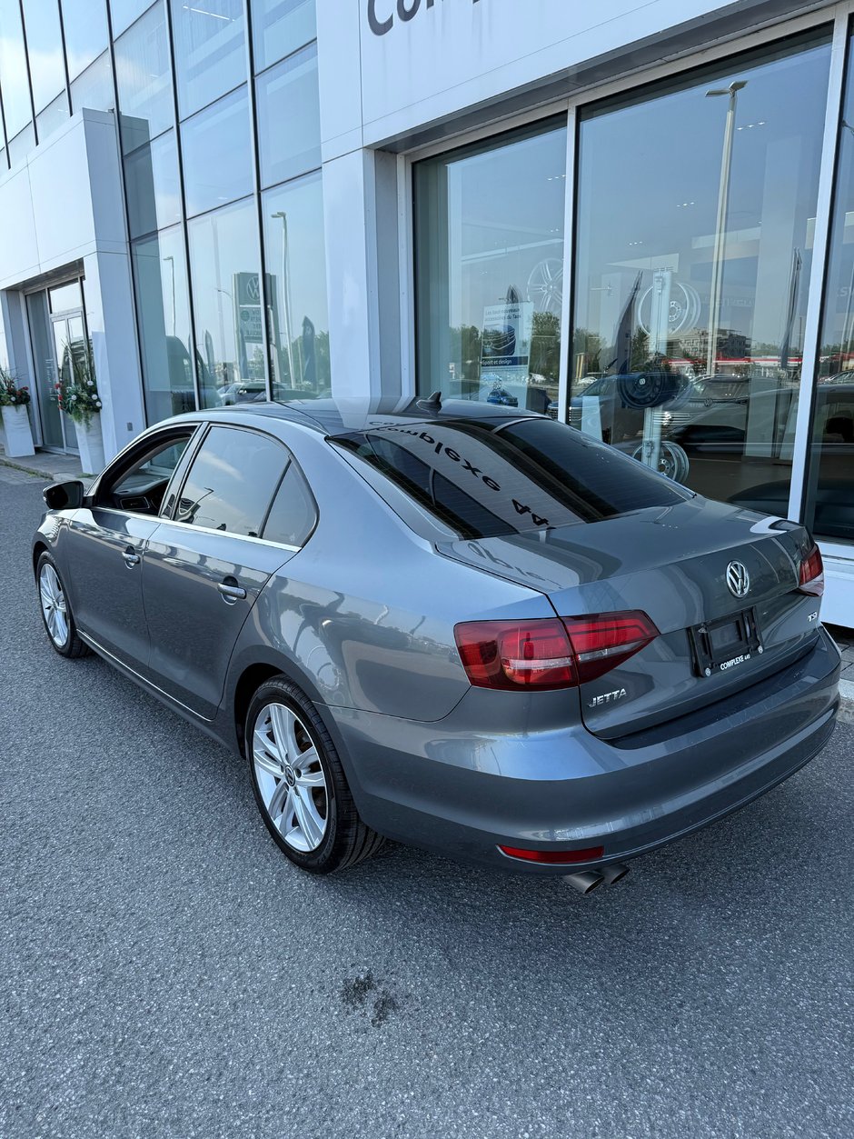 2017 Volkswagen Jetta Sedan Highline-5