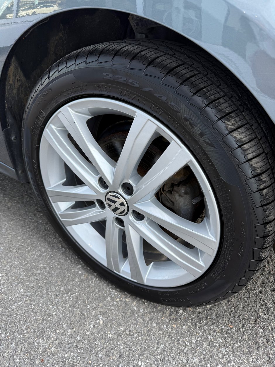 2017 Volkswagen Jetta Sedan Highline-3