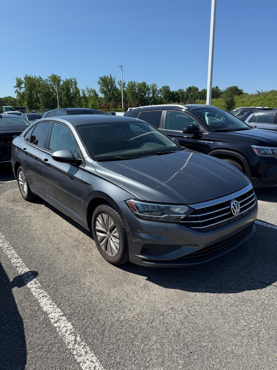 2019 Volkswagen Jetta Comfortline-1