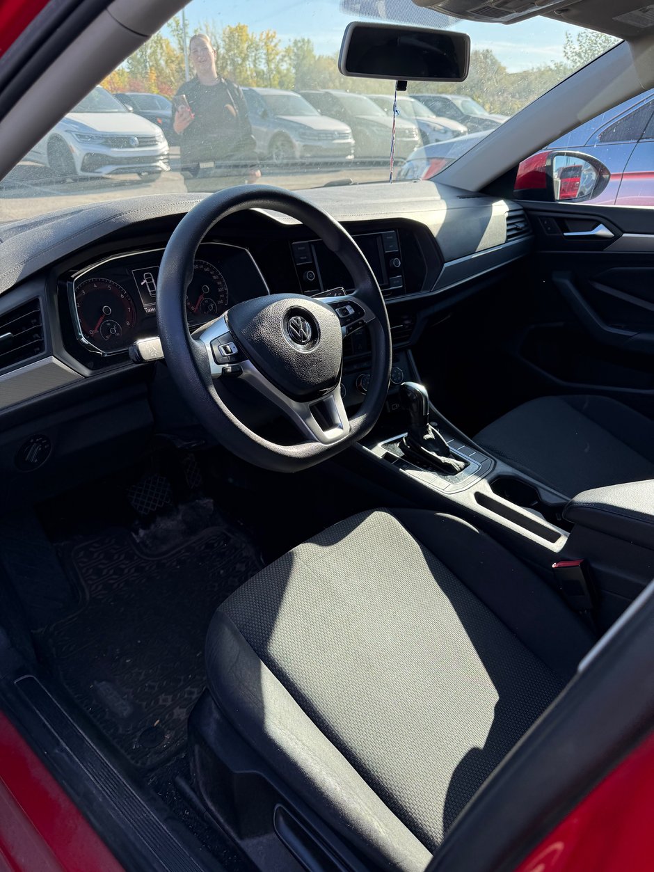 Volkswagen Jetta Comfortline 2019-2