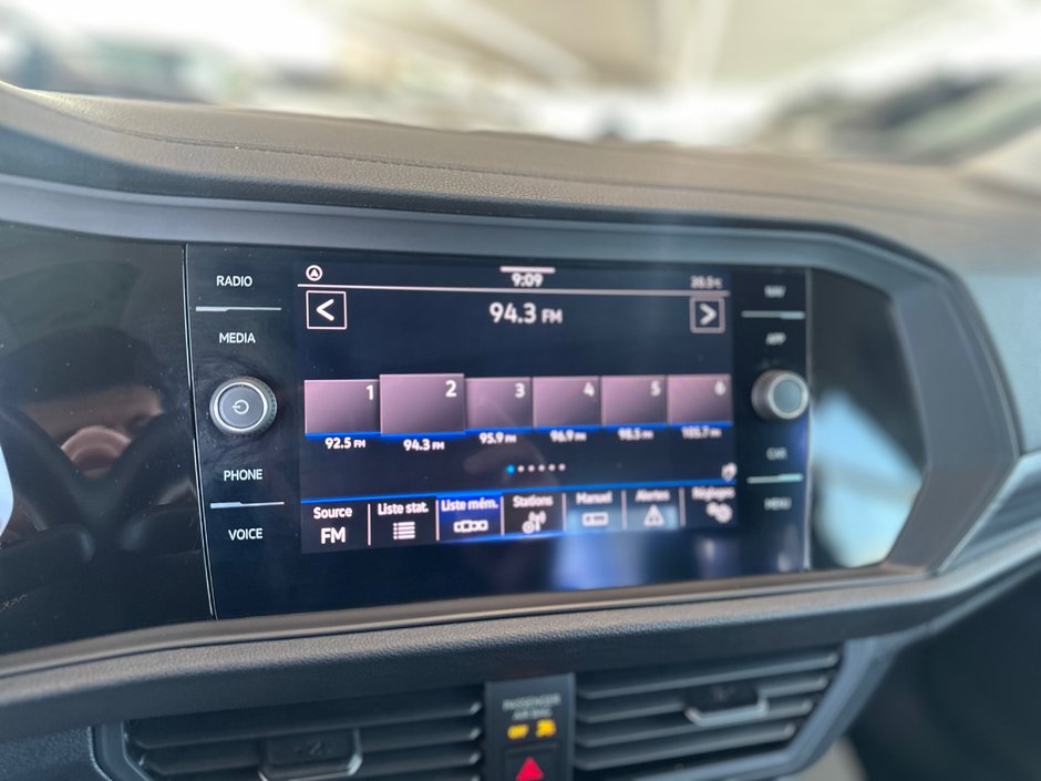 Volkswagen Jetta Highline 2021-17