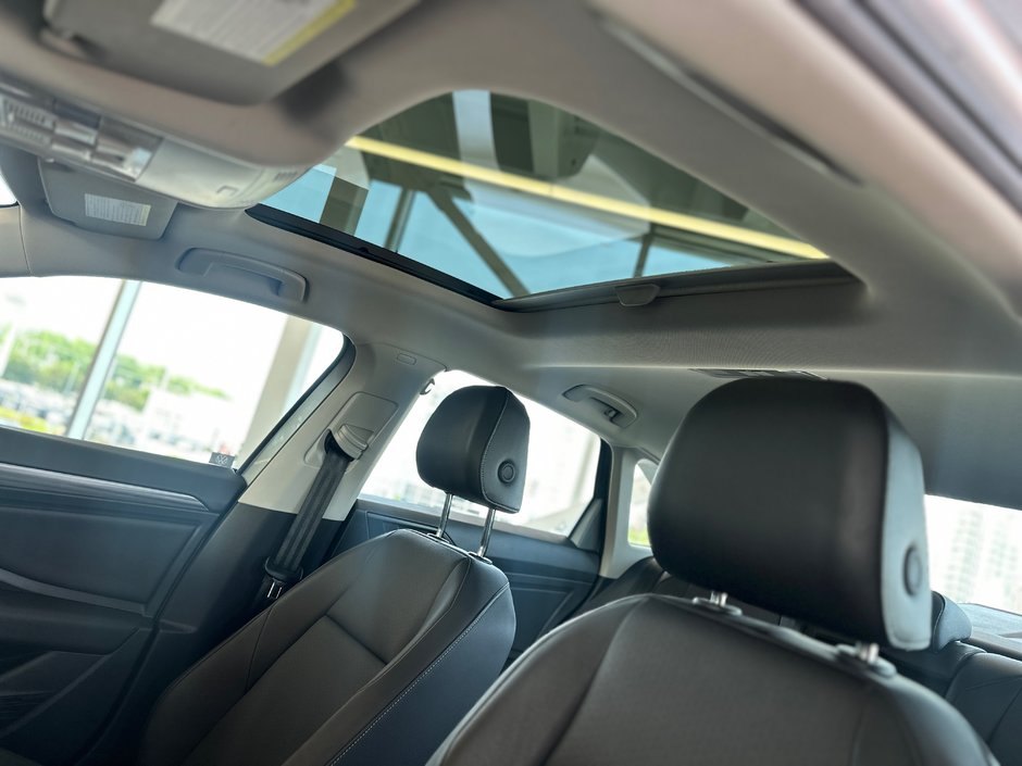 Volkswagen Jetta Highline 2021-12