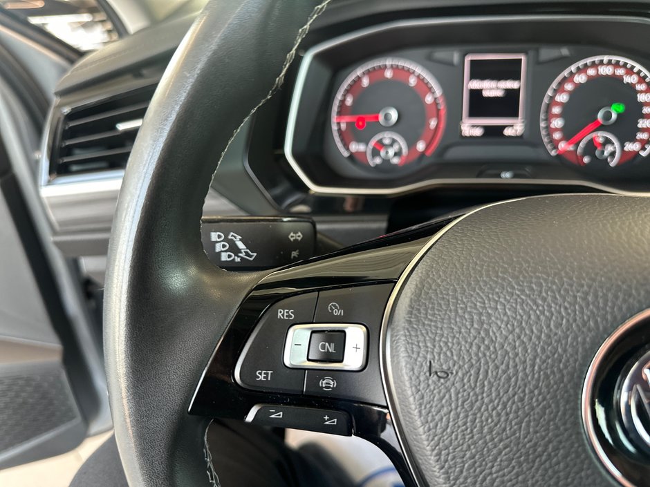 Volkswagen Jetta Highline 2021-20