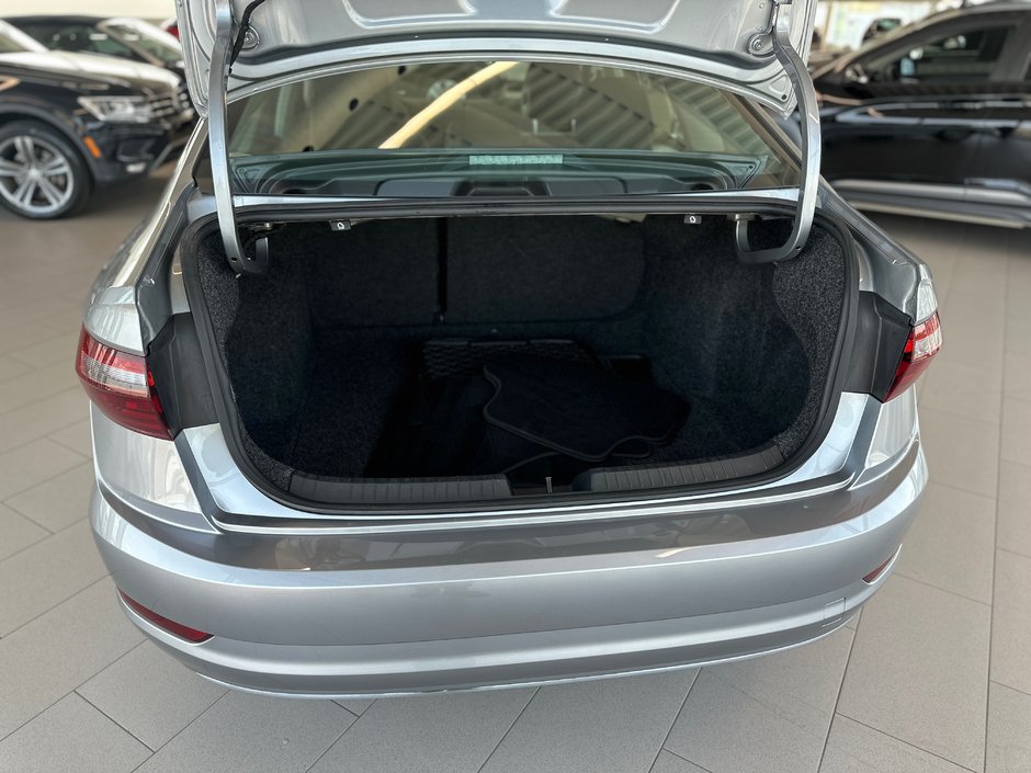 Volkswagen Jetta Highline 2021-7