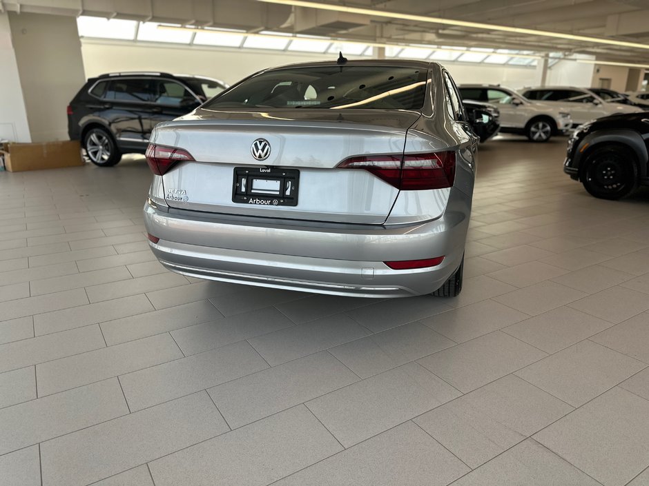 Volkswagen Jetta Highline 2021-5