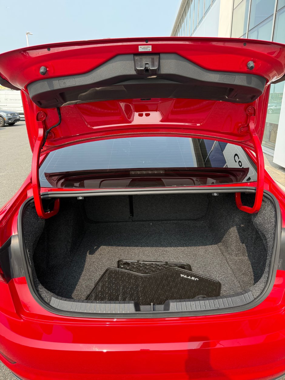 Volkswagen Jetta Highline 2021-6