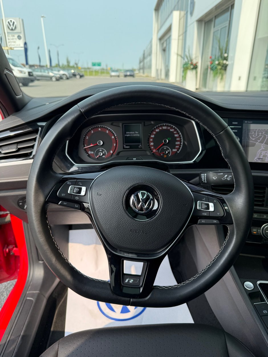 Volkswagen Jetta Highline 2021-13