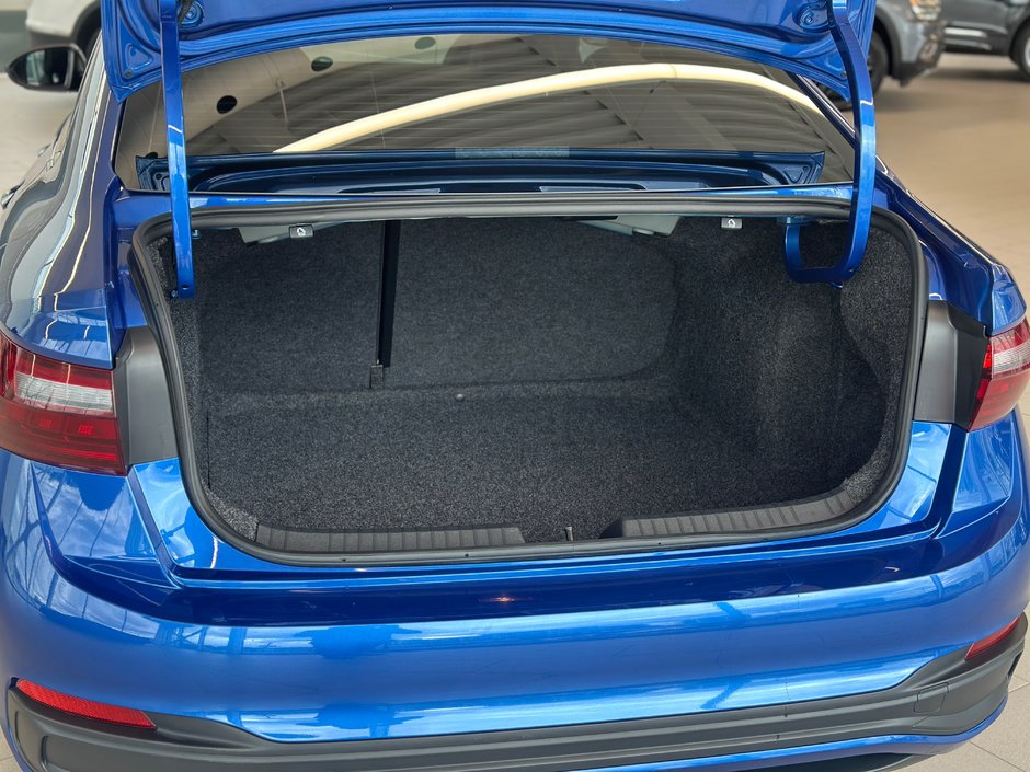Volkswagen Jetta Comfortline 2022-9