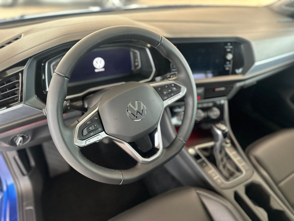 Volkswagen Jetta Comfortline 2022-15