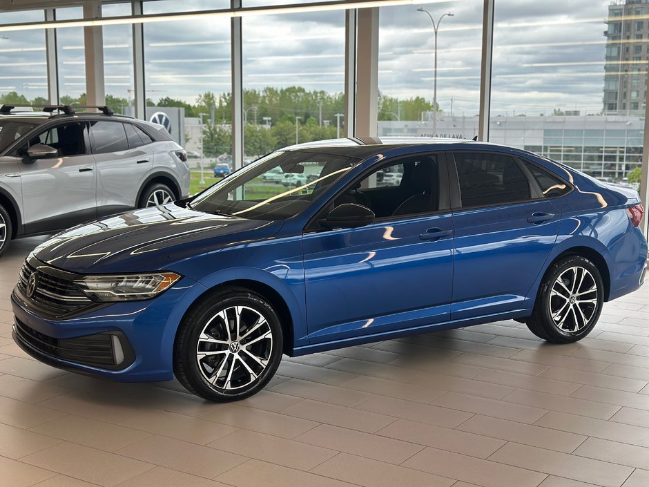 Volkswagen Jetta Comfortline 2022-4