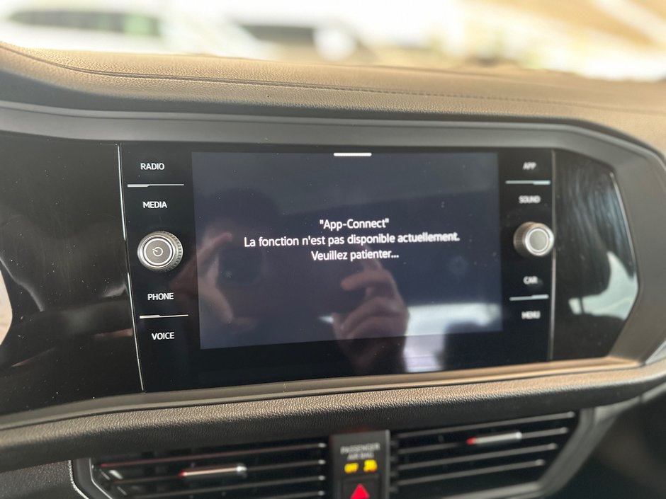 Volkswagen Jetta Comfortline 2022-18
