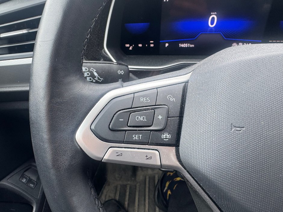 Volkswagen Jetta Trendline 2022-16