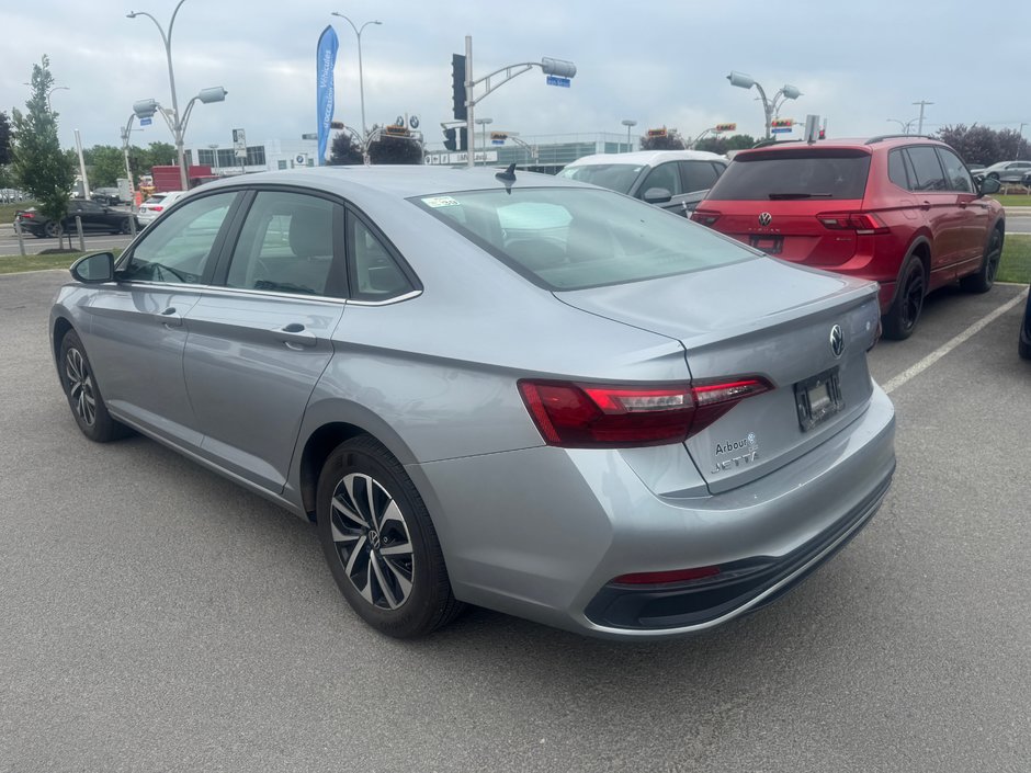 Volkswagen Jetta Trendline 2022-5
