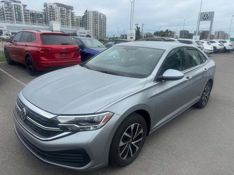 Volkswagen Jetta Trendline 2022-3