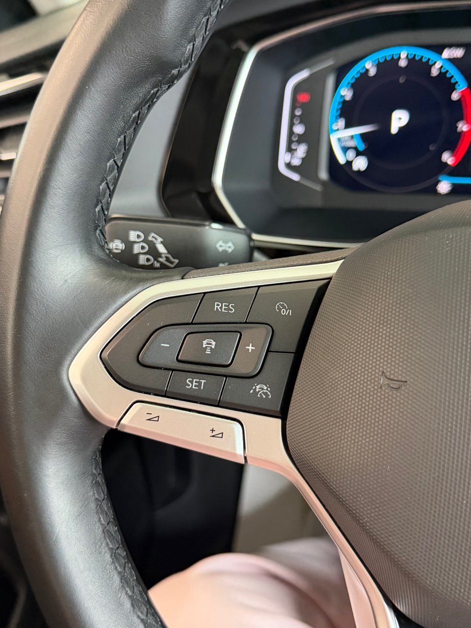 Volkswagen Jetta Highline 2022-13