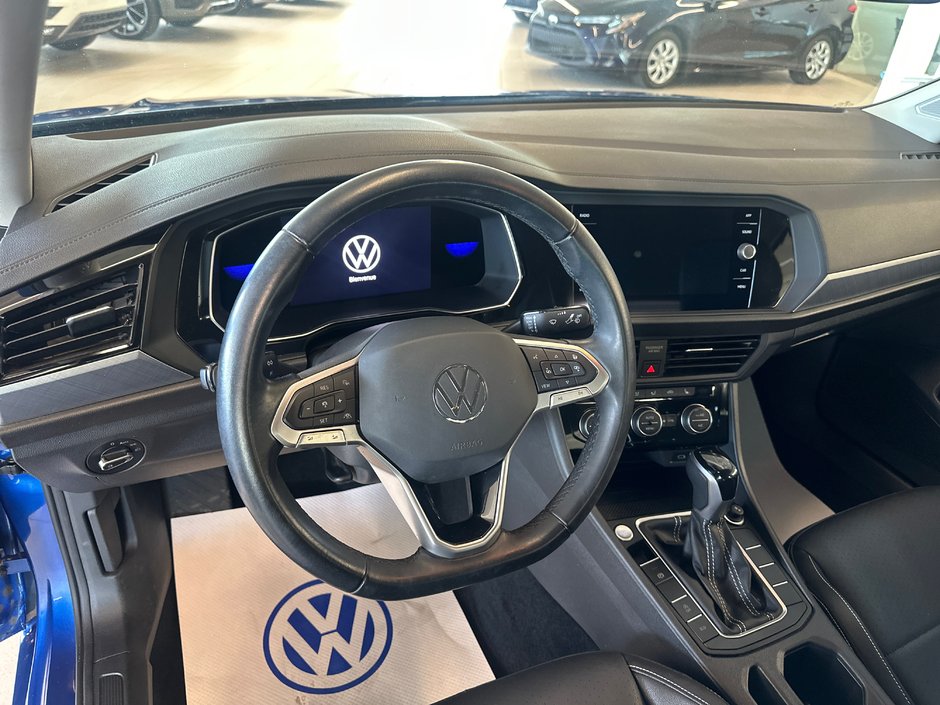 Volkswagen Jetta Comfortline 2023-11