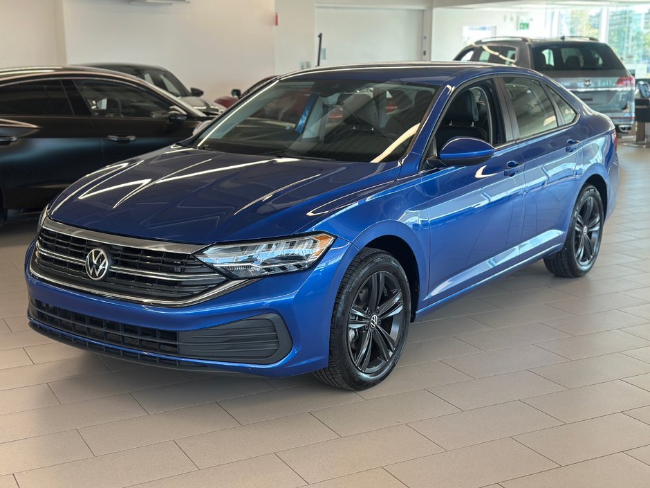 Volkswagen Jetta Comfortline 2023-2