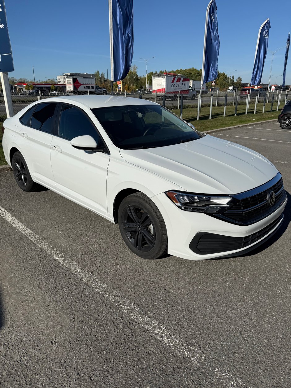 Volkswagen Jetta Comfortline 2023-0