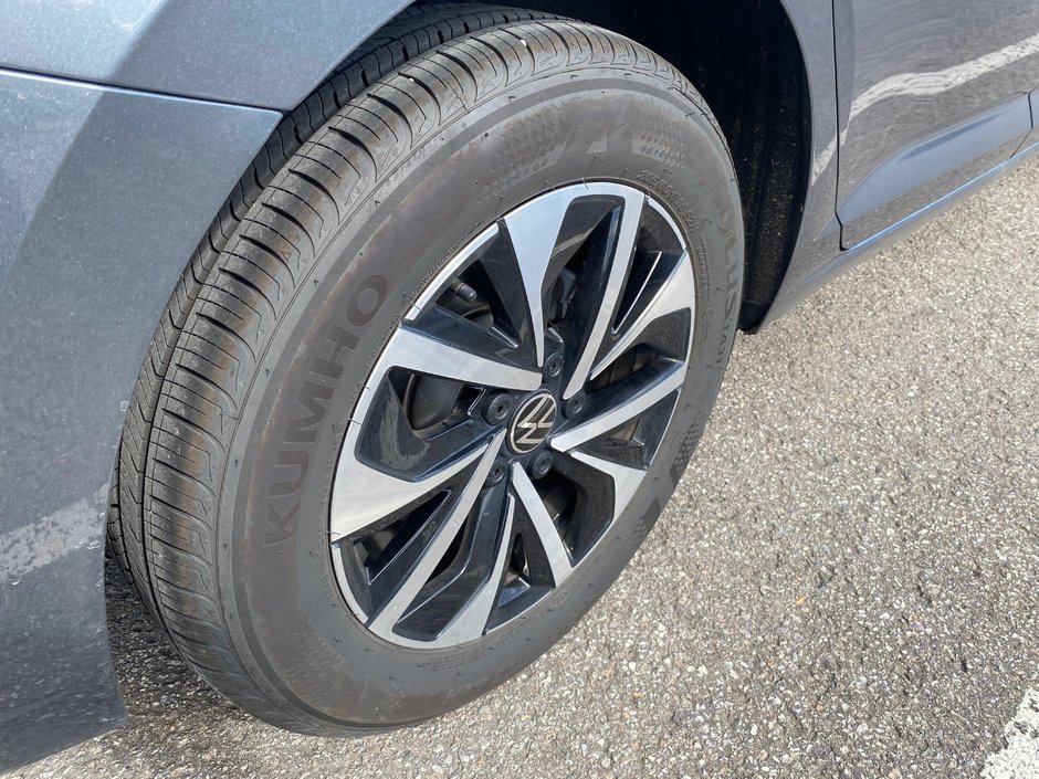 2025 Volkswagen Jetta Trendline-3