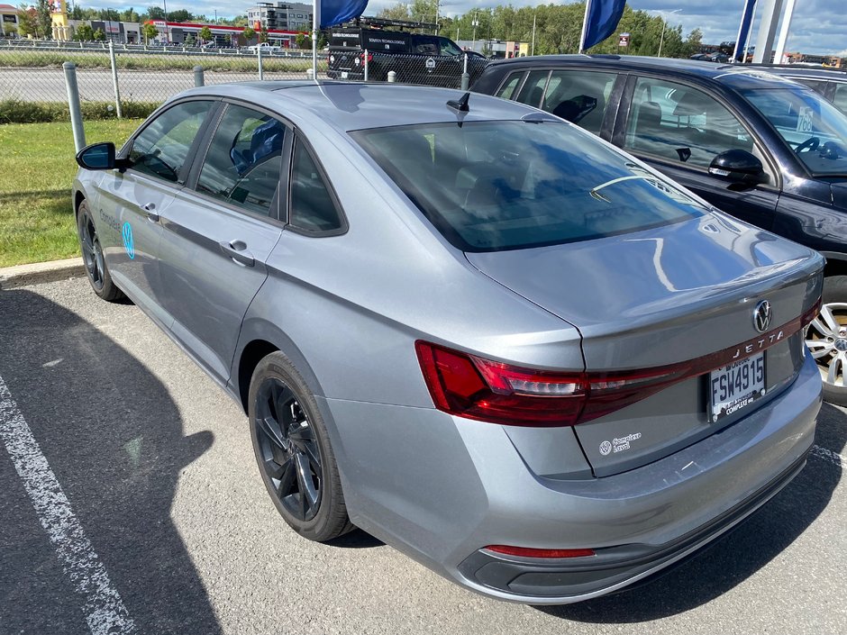 Volkswagen Jetta Comfortline 2025-4