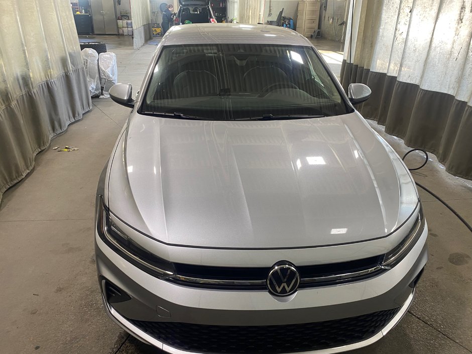 Volkswagen Jetta Comfortline 2025-1