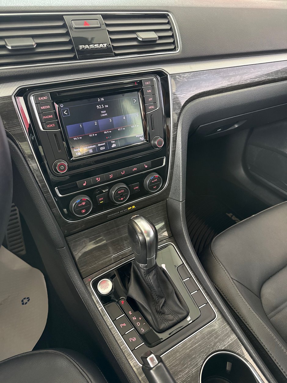 2019 Volkswagen Passat Wolfsburg Edition-15