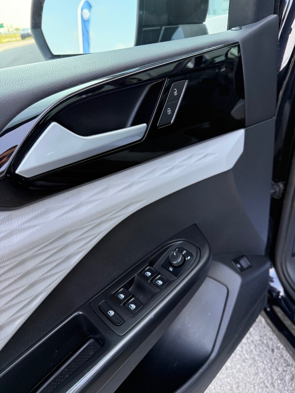 2022 Volkswagen Taos Trendline-8