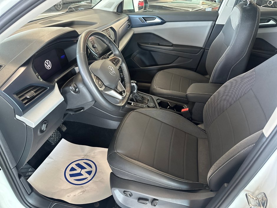 Volkswagen Taos Comfortline 2022-16