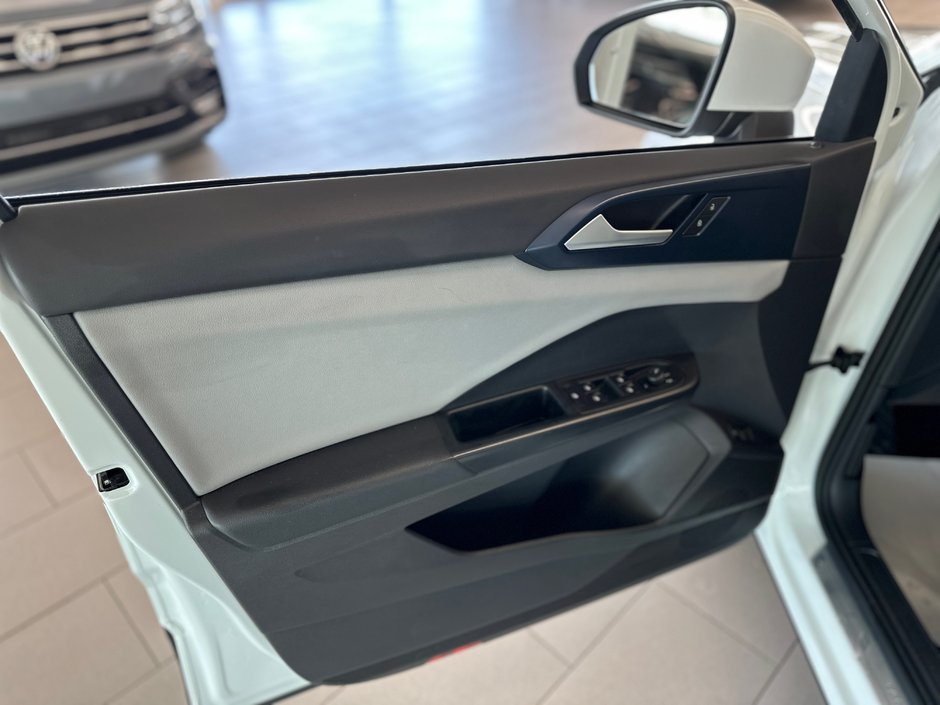 Volkswagen Taos Comfortline 2022-8