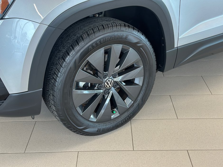 Volkswagen Taos Trendline 2022-6