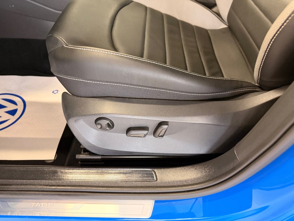 Volkswagen Taos Highline 2022-12