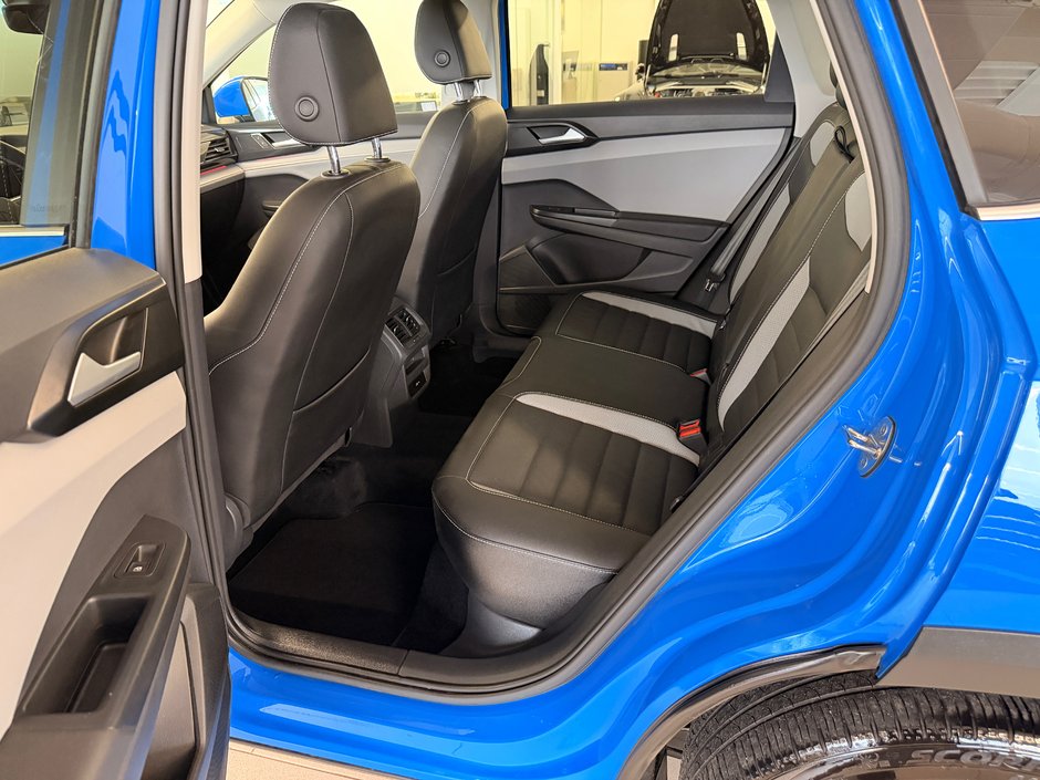 Volkswagen Taos Highline 2022-8