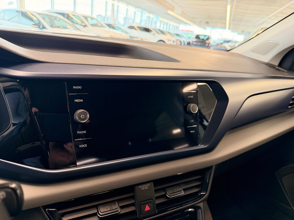 Volkswagen Taos Comfortline 2022-17