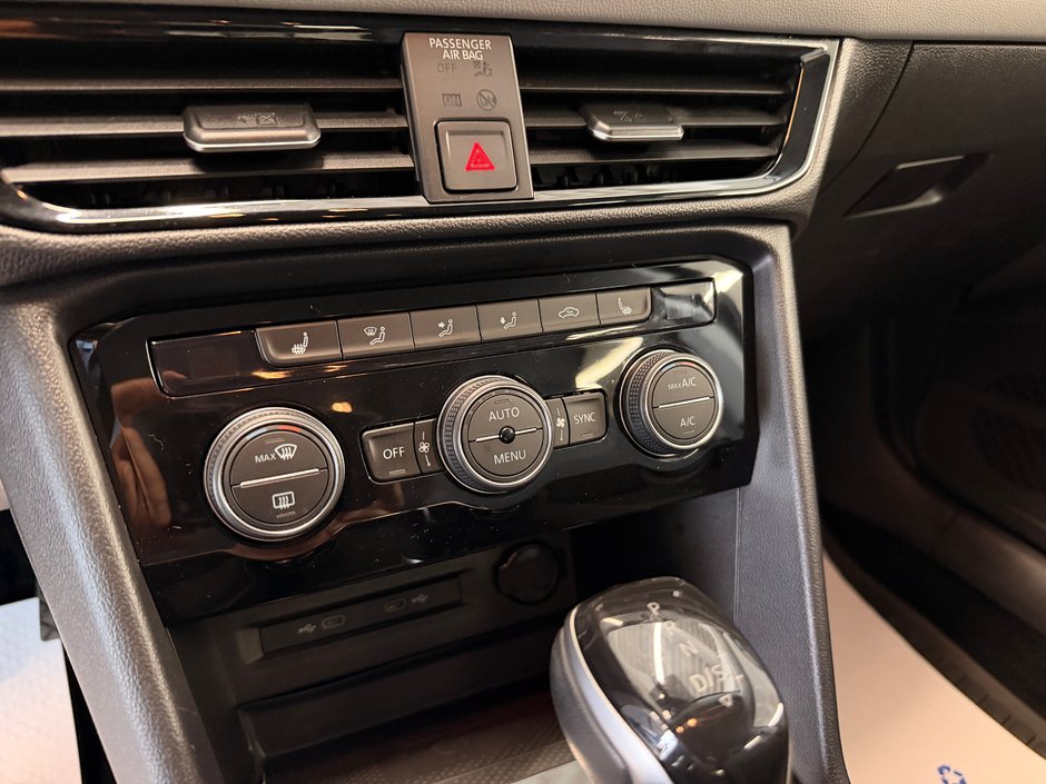 Volkswagen Taos Comfortline 2022-18