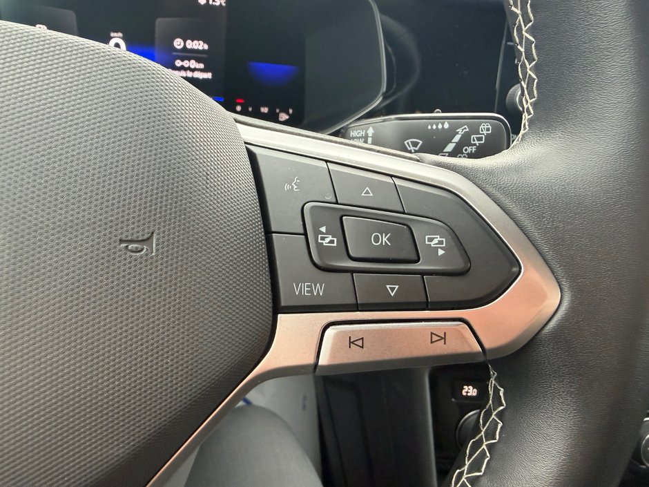 Volkswagen Taos Comfortline 2022-13