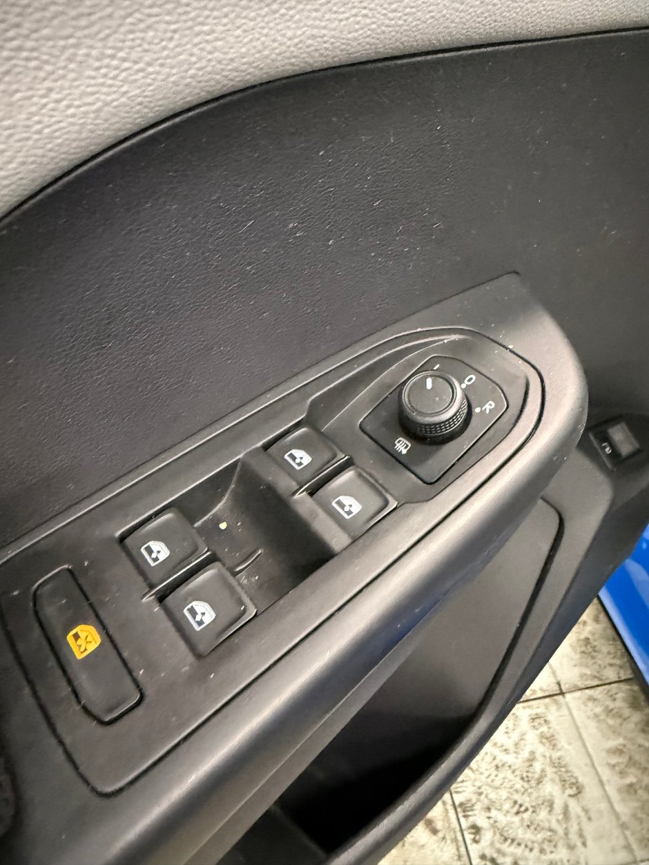 2022 Volkswagen Taos Comfortline-8