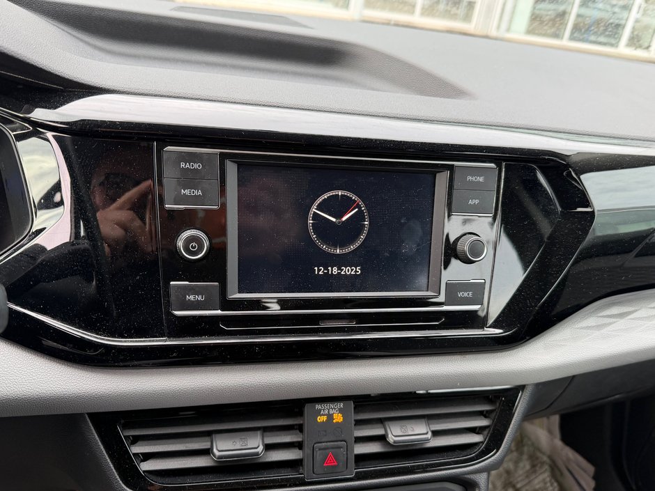 2022 Volkswagen Taos Trendline-4